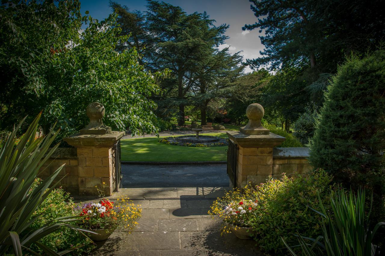 Fischers Baslow Hall - Chatsworth المظهر الخارجي الصورة